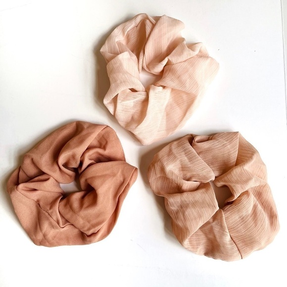 Hair Accessories Bundle - Picture 2 of 13